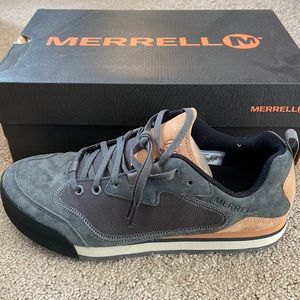 Brand new in box Merrell mens SIZE USA 9.5 Burnt Rock Travel Suede Granite